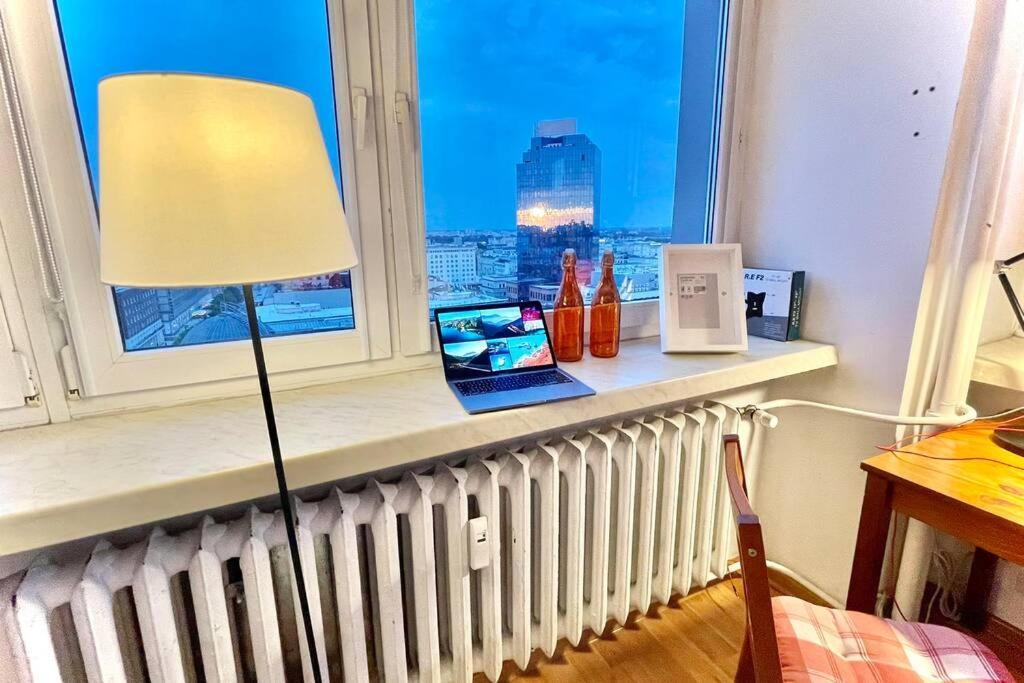 Orange Metro Fast Wifi 1Gbs Big Tv Hbo Appletv Lejlighed Warszawa Eksteriør billede